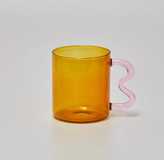 WIGGLE GLASS MUG