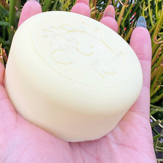 hydrating yuzu + bergamot mayumi round soap | 5 oz
